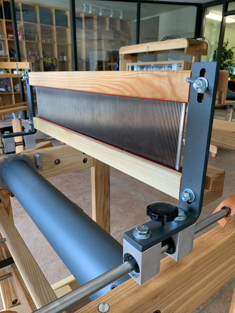 AVL Studio Dobby Loom – Weblade