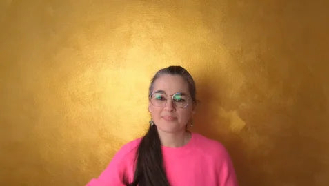 Kursleiterin Vanessa Köster von VannyWeaves